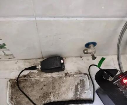 富民屋顶漏水维修公司分享下卫生间漏水的危害及解决方法